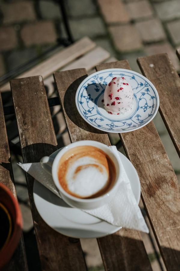 Kefs Guesthouse & Cafe Ærøskøbing 외부 사진